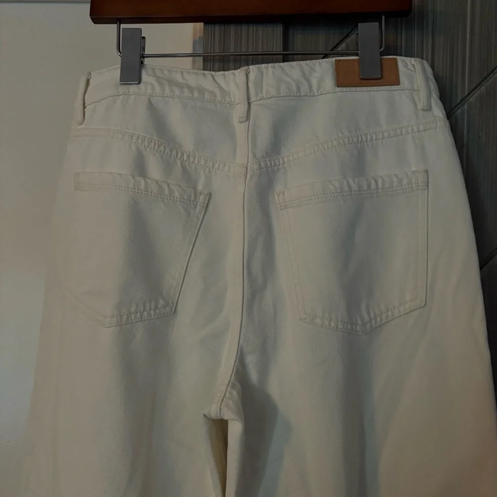 SONG OF STYLE Deanna Jean Retails 
$215 White Chalk Wide-Leg Pants Size 27 - Picture 6 of 14